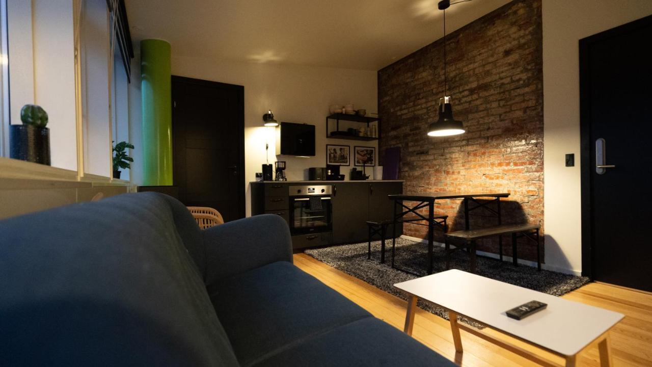 Broncks Apartment 2 - Modern 2-Bedroom In The Heart Of Torshavn Exterior photo
